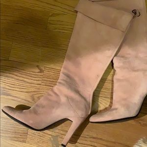 Linea Paola pink suede boots
